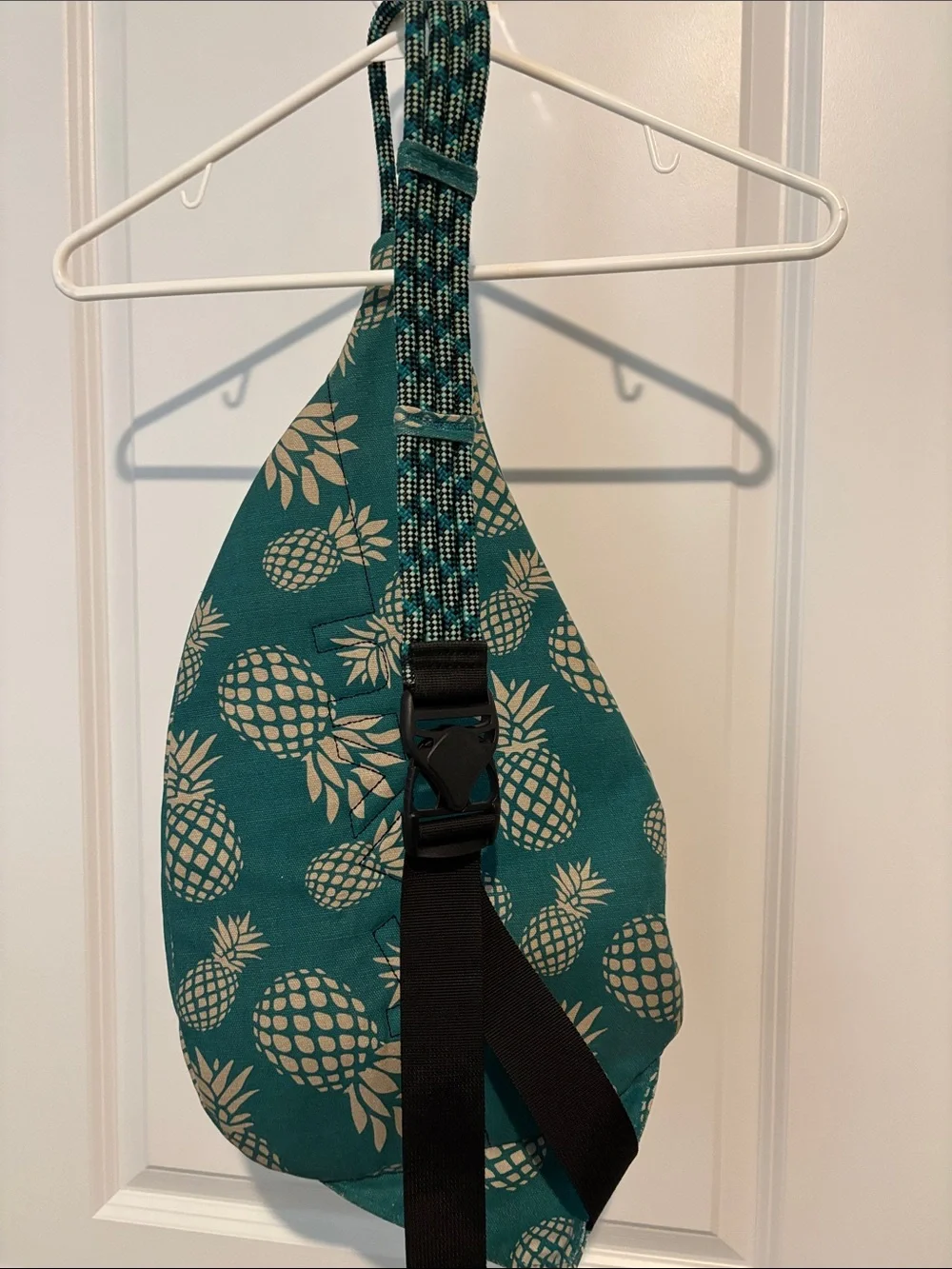 Kavu sling backpack